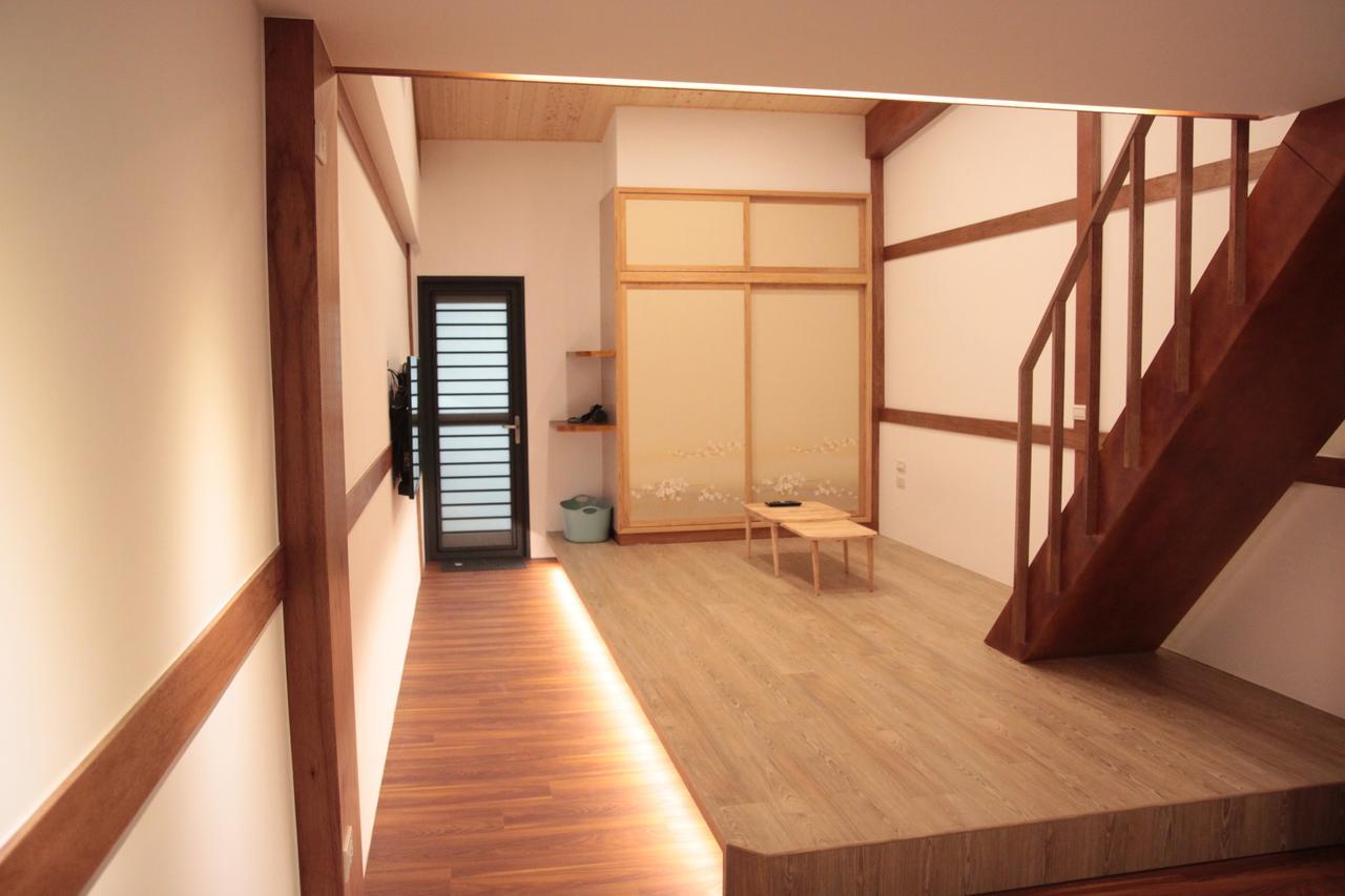 Lost Circle Homestay Tainan Esterno foto
